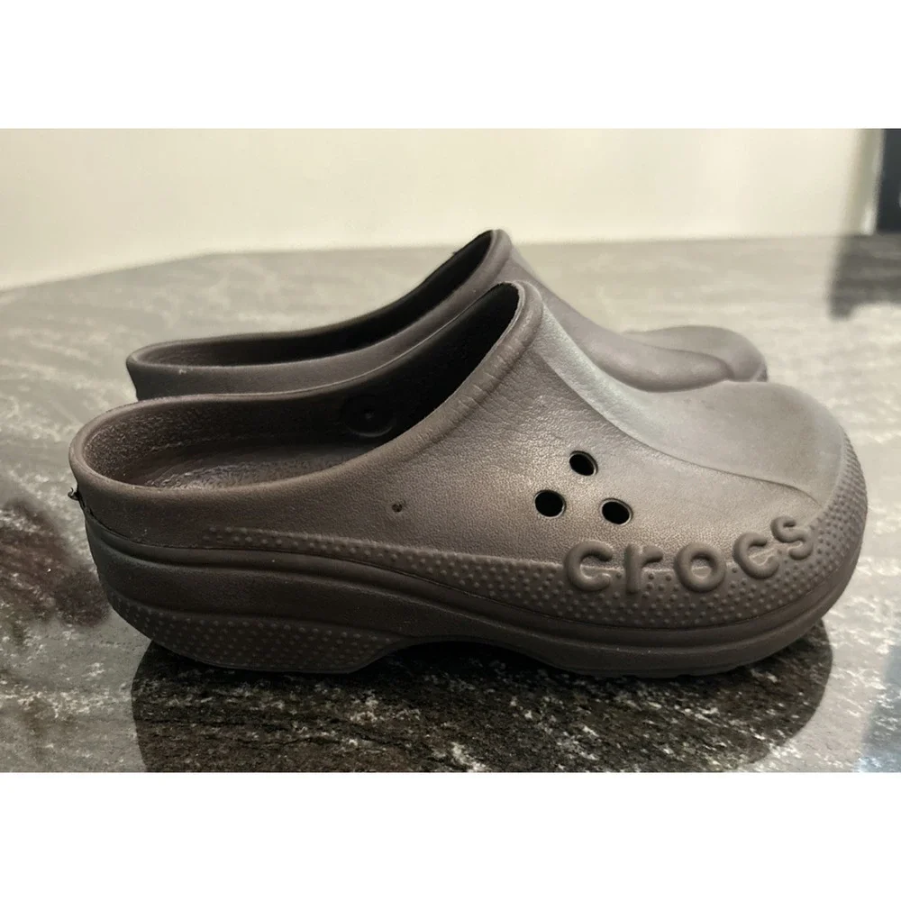 CROCS Shoes Slip On Clog Kids Sz J1 Brown Casual Sandal Rubber